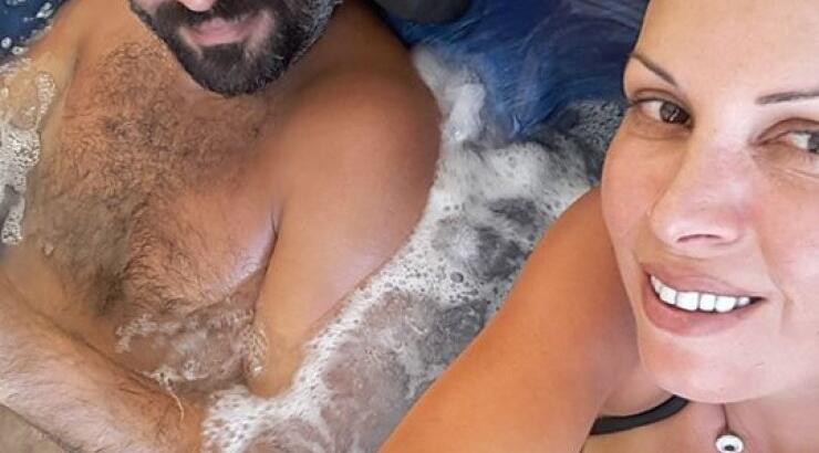 Το άλμπουμ των καλοκαιρινών διακοπών της Αλεξίας Καρακάννα λίγο πριν βρεθεί στο τιμόνι της πρωινής εκπομπής του ΡΙΚ