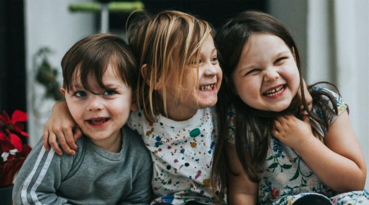 Το ιδιαίτερο χαρακτηριστικό που κάνει τα μεσαία παιδιά να ξεχωρίζουν από τα αδέρφια τους