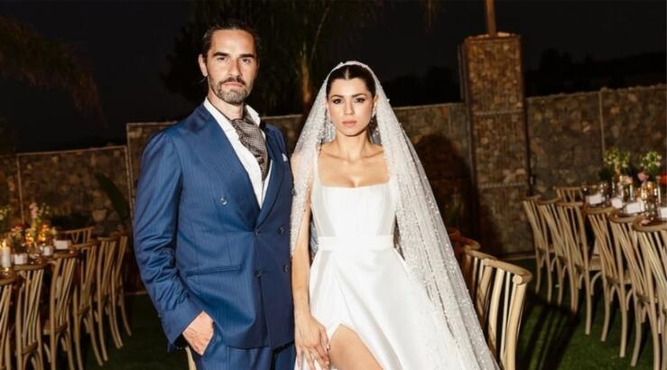 Κλέλια Γιασεμίδου - Πέτρος Αθανασίου: Το επίσημο φωτογραφικό άλμπουμ του γάμου τους [εικόνες]