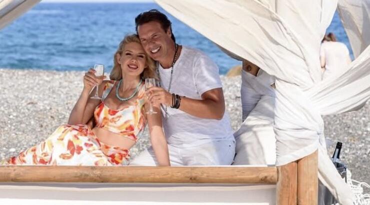 Συγκλονίζει ο Στράτος Τζώρτζογλου: «Αν δεν είχα τη σύζυγο και τον γιο μου δεν θα ζούσα αυτή τη στιγμή»