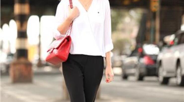  Πώς να φορέσεις το μαύρο παντελόνι [Εικόνες]