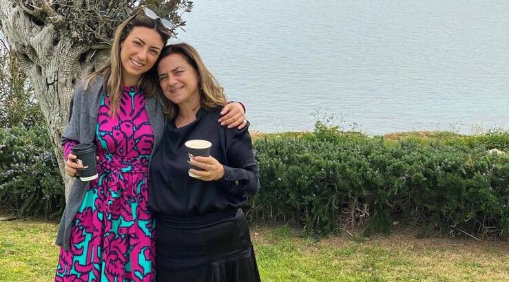 Κρίστυ Παπαδοπούλου: Έτσι ευχήθηκε στη μαμά της, Έλενα Παπαδοπούλου για τη γιορτή της 