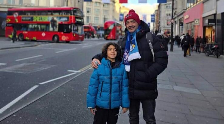 Μιχάλης Σοφοκλέους: Ταξίδεψε στο Λονδίνο με τον γιο του για την αγαπημένη τους ομάδα 