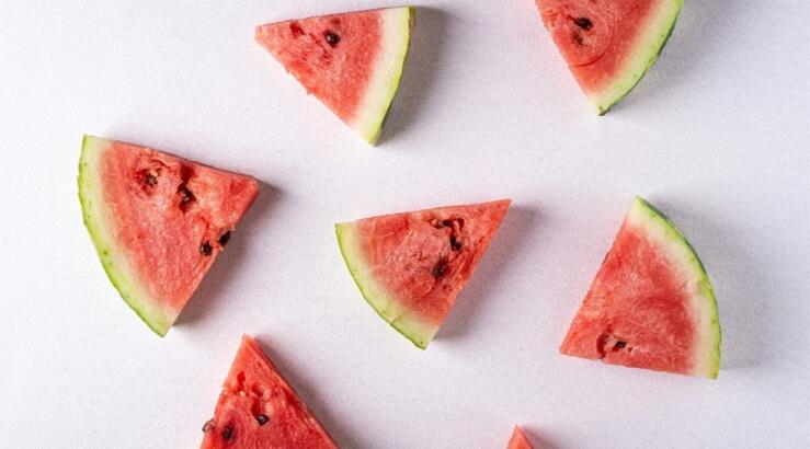 Τι συμβαίνει στο σώμα σου όταν τρως τα κουκούτσια από το καρπούζι