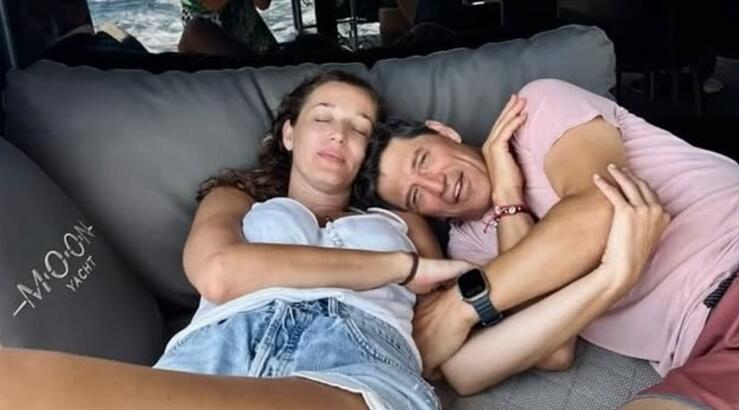 Σάκης Ρουβάς: Έτσι απαθανάτησε την Κάτια Ζυγούλη στις διακοπές τους στην Κέρκυρα [εικόνα]