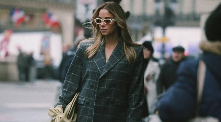 Δούκισσα Νομικού: Η λιλά απόχρωση στο μανικιούρ της είναι τεράστια τάση για την άνοιξη