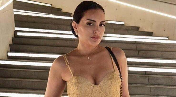 Ελπίδα για Τζώνη: "Μου έδωσε το δακτυλίδι μπροστά στους φίλους μου - Με έβλεπε στα μάτια και συγκινήθηκε" [βίντεο]