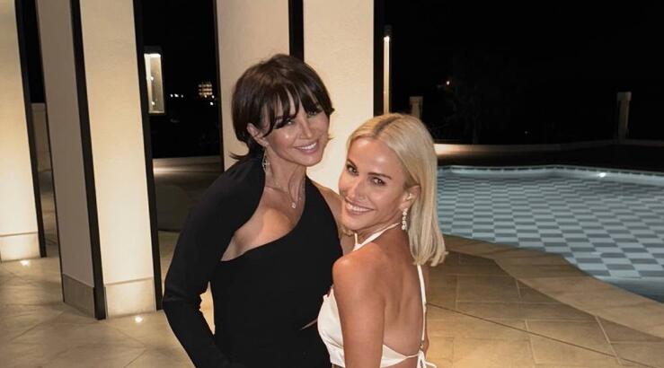 Έμιλυ Γιολίτη & Ramona Filip: Σου δίνουν στιλιστική έμπνευση για το ρεβεγιόν των Χριστουγέννων