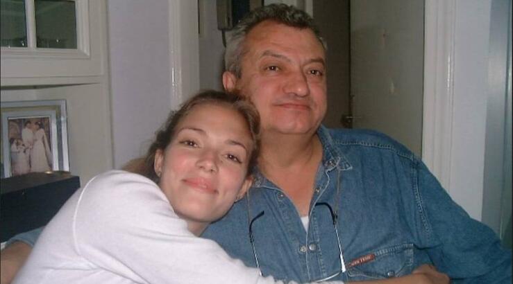 Βίκυ Καγιά: Συντετριμμένη ανακοίνωσε με μία φωτογραφία πως πέθανε ο πατέρας της