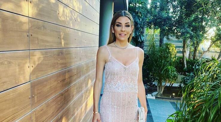 Κύπριες fashionistas ακολουθούν την πιο διαχρονική τάση της μόδας για την άνοιξη