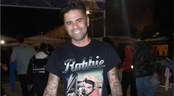 Θοδωρής Μαραντίνης για την ερωτική του ζωή: «Σίγουρα δεν είμαι καλόγερος» [βίντεο]