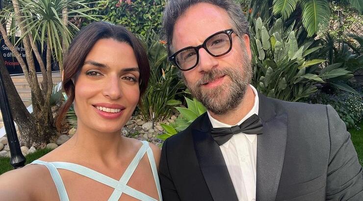 Τόνια Σωτηροπούλου: Μπήκε στη κουζίνα με το μπικίνι και έφτιαξε γεμιστά στον Κωστή Μαραβέγια [εικόνα]