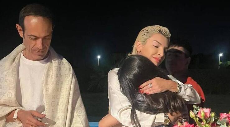 Μαρία Ιωάννου: Έκλεισε τα 48 και έσβησε κεράκια στην αγκαλιά των δίδυμων παιδιών της 