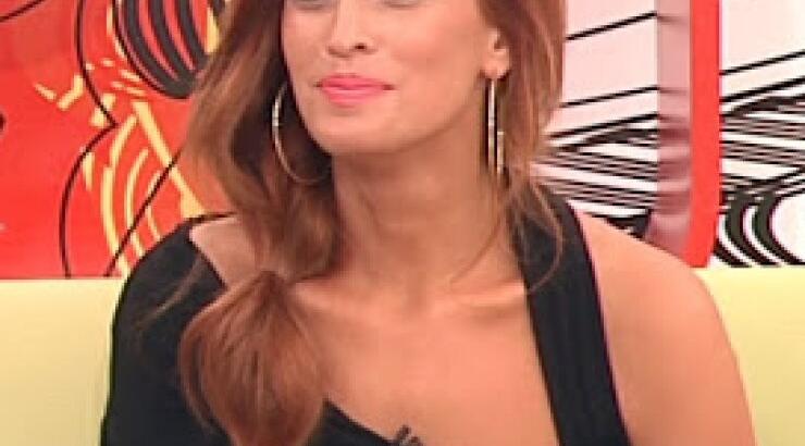 Σίσσυ Χριστίδου: Δείτε την 7 μηνών έγκυο να μιλά για το ερχομό του γιου της