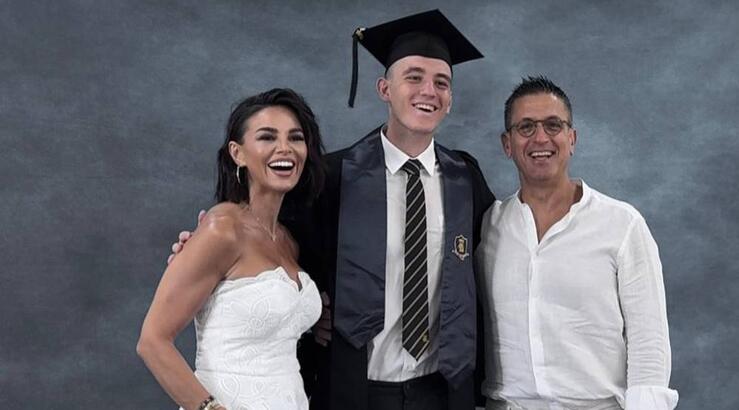 Τορναρίτης – Filip: Συγκινημένοι στην αποφοίτηση του γιου τους 