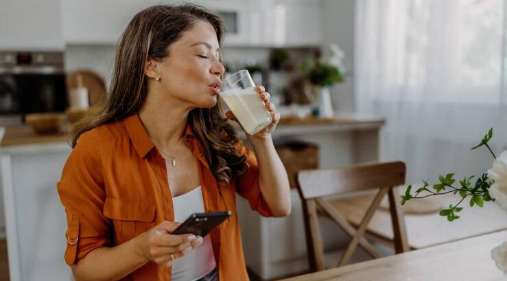 Πώς να φτιάξεις δροσερή σπιτική λεμονάδα 