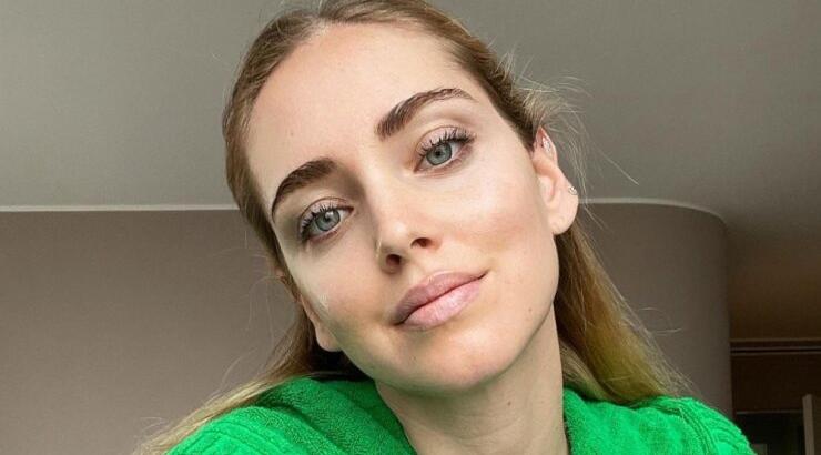 Chiara Ferragni: Συνδύασε 2 από τις πιο hot τάσεις νυχιών του χειμώνα