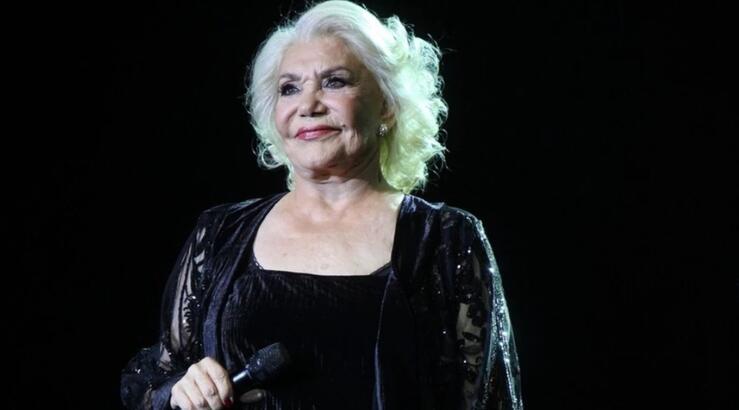 Μαρινέλλα: Πέρασε το πρώτο κρίσιμο 24ωρο - "Έχει ανοίξει τα μάτια της"