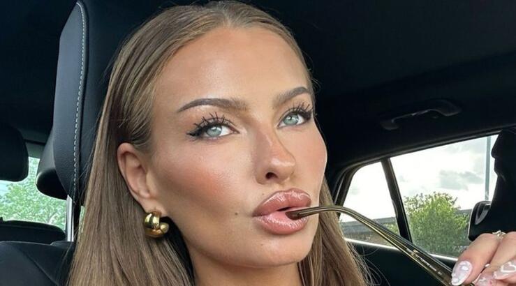 Γιατί η ροζ πούδρα είναι τόσο viral - και αξίζει να την δοκιμάσεις;