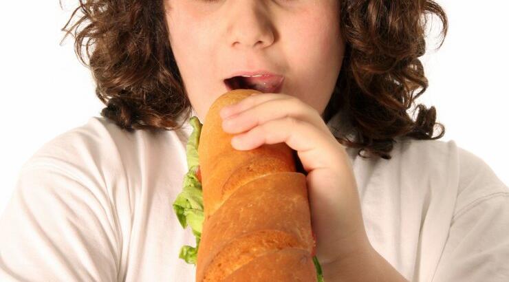 Ένα απίστευτο… ψυχολογικό τρικ για να χάσετε κιλά