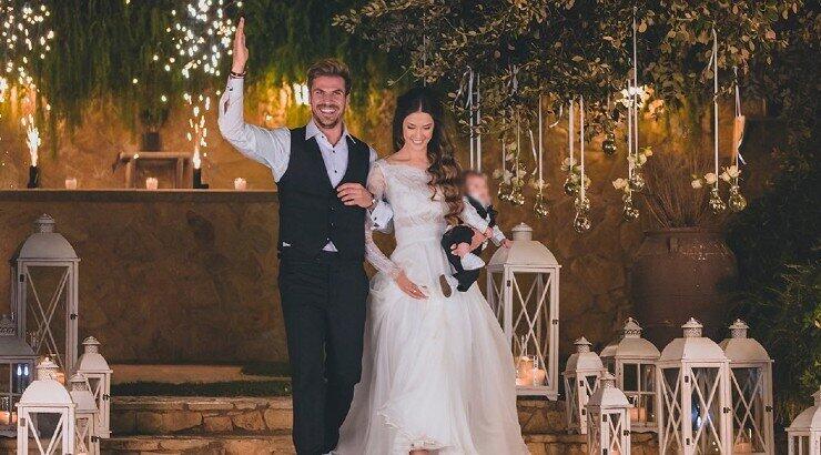 Άκης Πετρετζίκης: Μόλις ανακοίνωσε πως θα γίνει πατέρας για δεύτερη φορά [εικόνα]