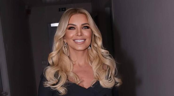 Κατερίνα Καινούργιου: «Κοιτάξτε πόσο μεγάλωσε η μπέμπα» [βίντεο]