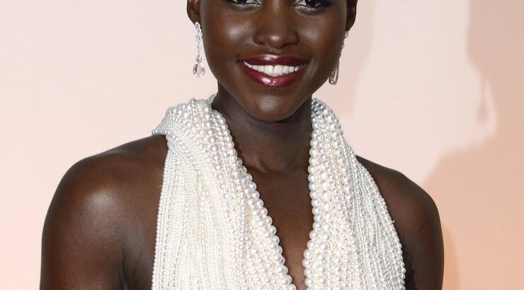 Κλάπηκε το φόρεμα που φορούσε η Lupita Nyong