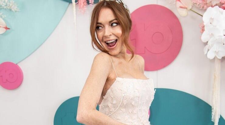 Lindsay Lohan: Αρραβωνιάστηκε και το ανακοίνωσε δημόσια! [εικόνες]