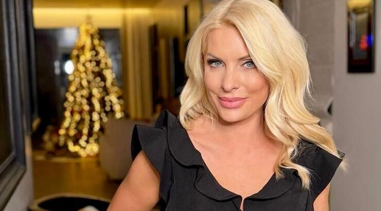 Ελένη Μενεγάκη: Η συνταγή που κάνει κάθε Χριστούγεννα για την οικογένειά της και θα λατρέψετε