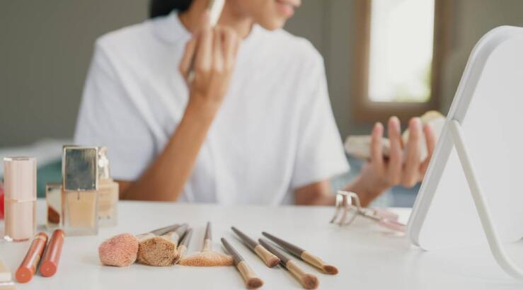 Το μυστικό των επαγγελματιών για αψεγάδιαστο δέρμα