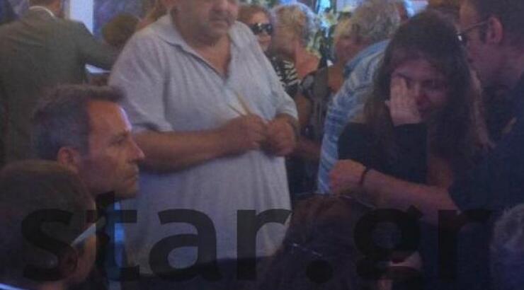 Απαρηγόρητη η βαπτιστήρα του Μ. Ασλάνη, Τζούλια