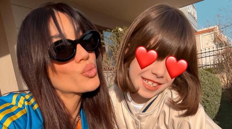 Ήβη Αδάμου για την κόρη της: "Πάντα έβαζα όρια στη σχέση μας - Είναι τα πάντα μου αυτό το παιδί"
