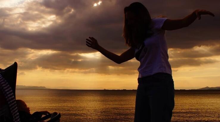 Eλληνίδα ηθοποιός αποκαλύπτει: «Πήγα στον ψυχολόγο γιατί αναρωτιόμουν γιατί δεν ήθελα να κάνω παιδιά»