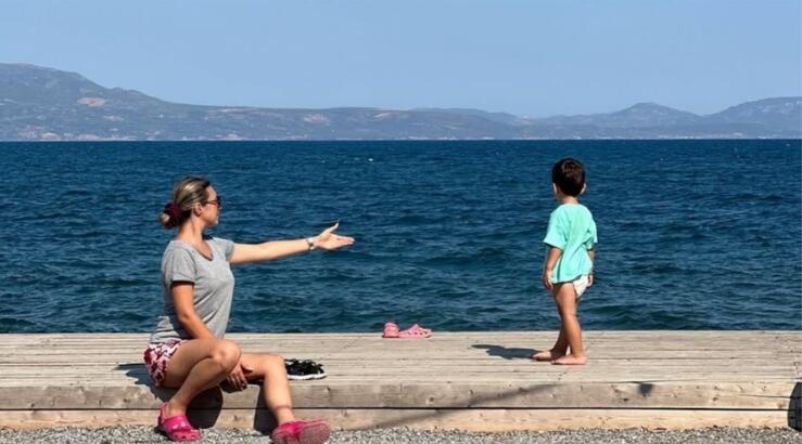 Κρίστυ Παπαδοπούλου: Ο γιος της, Χάρης, πήγε πρώτη ημέρα στο σχολείο [εικόνα]