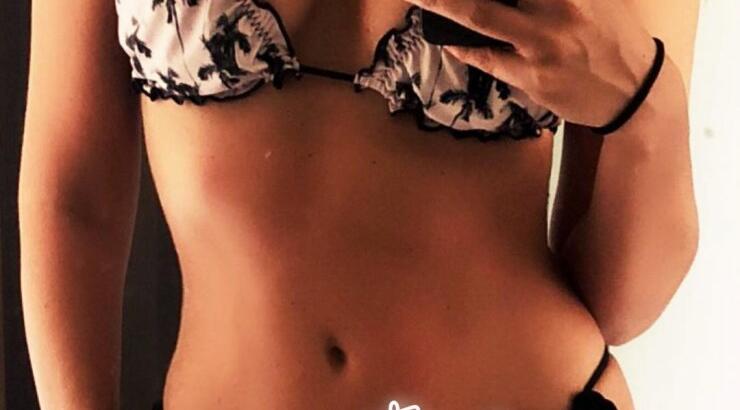 Επώνυμη Ελληνίδα ποζάρει με σέξι μπικίνι λίγες ημέρες πριν από το γάμο της
