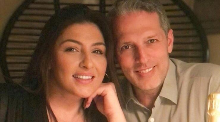 Έλενα Παπαρίζου: Αποκαλύπτει πως γνωρίστηκε με τον σύζυγό της και πως είναι η ζωή τους [βίντεο]