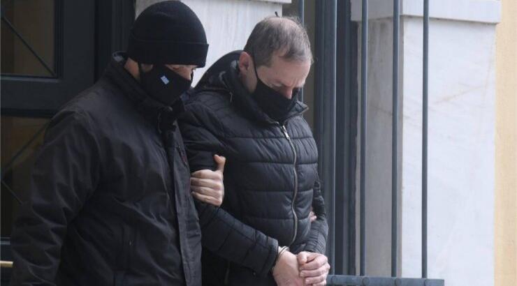 Υπόθεση Λιγνάδη: Η έκκληση που κάνει η οικογένεια του στα μέσα μετά τη σύλληψή του [βίντεο]