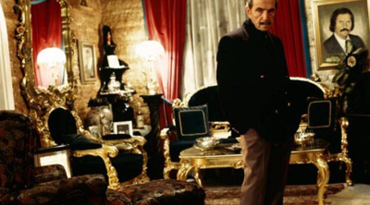 Συντετριμμένοι οι πρωταγωνιστές των τηλεοπτικών σειρών του Νίκου Φώσκολου [βίντεο]