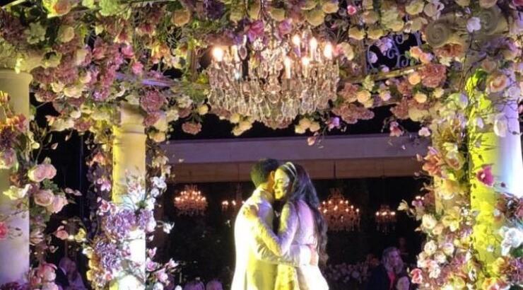 Γιώργος Μαρκίδης - Άννα Μαρία Βασιλειάδη: Δείτε ποιοι επώνυμοι βρέθηκαν στον φαντασμαγορικό γάμο τους