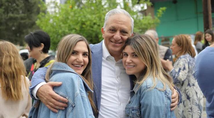 Έμιλυ & Μαρία Τορναρίτη: Έκαναν κοινή βάφτιση για τις κόρες τους και έκαναν matchy matchy εμφανίσεις