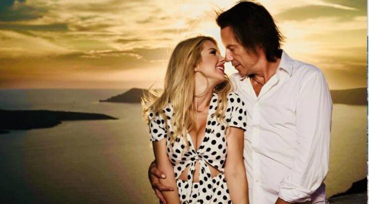 Στράτος Τζώρτζογλου: Παντρεύεται και εμείς μάθαμε όλες τις λεπτομέρειες του γάμου του! [βίντεο] 