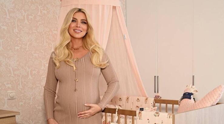 Κατερίνα Καινούργιου: Έγινε μαμά για πρώτη φορά