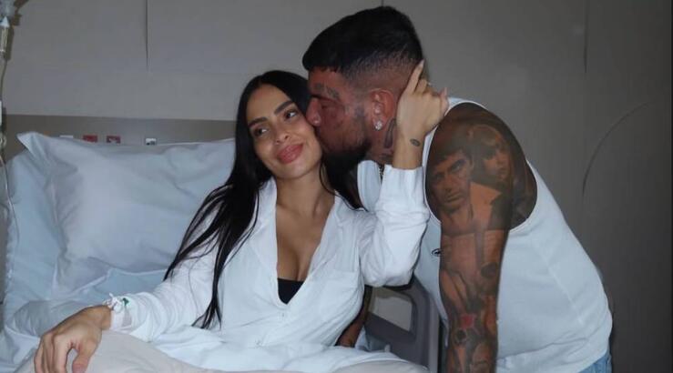 Snik: Τα πρώτα στιγμιότυπα με τη σύντροφό του και την νεογέννητη κόρη τους [εικόνες]