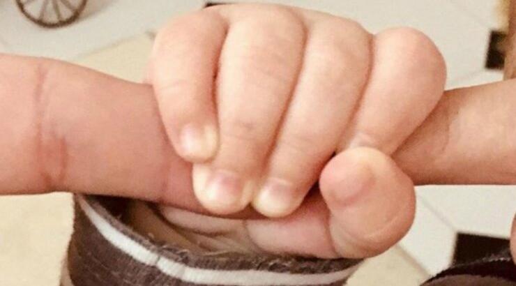 Συγκλονιστική εξομολόγηση από αγαπημένο Έλληνα ηθοποιό για τις αποβολές της συζύγου του πριν τον ερχομό του γιου τους!