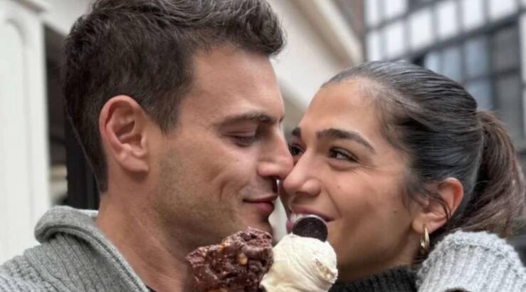 Μελίνα Νικολαΐδη – Δημήτρης Φιντιρίκος: Full ερωτευμένοι στην πρώτη φωτογραφία για το 2025