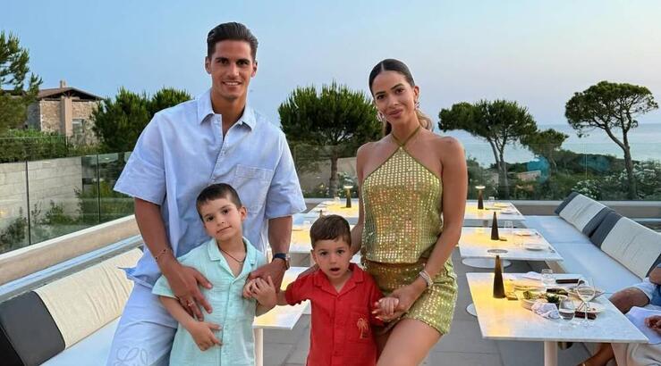 Πιέρος Σωτηρίου: Ανέμελες στιγμές με τον γιο του – Δείτε τους να κάνουν νεροτσουλήθρα [βίντεο]