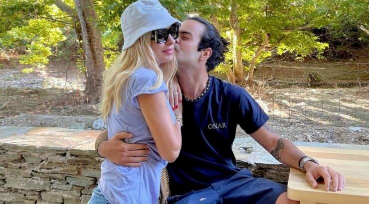 Άγγελος Λάτσιος: Έτσι σχολίασε την ανάρτηση της Ελένης Μενεγάκη με τη μικρή Μαρίνα και τον Μάκη Παντζόπουλο [εικόνα]