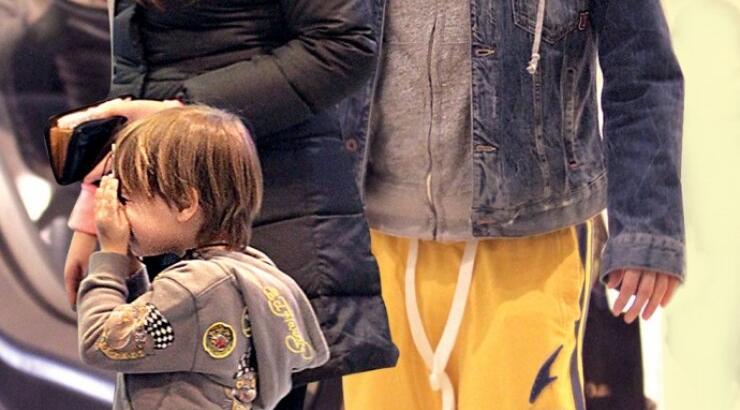 Χρηστίδου-Μαραντίνης: Bόλτα με τον Φίλιππο στα μαγαζιά