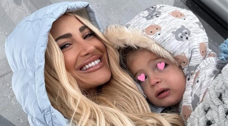 Ιωάννα Τούνη: Μακριά από τον γιο της, Πάρη, για 10 ημέρες [εικόνες]