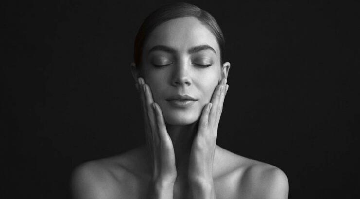 H La Mer δημιούργησε την limited edition Crème de la Mer σε μια vintage συσκευασία